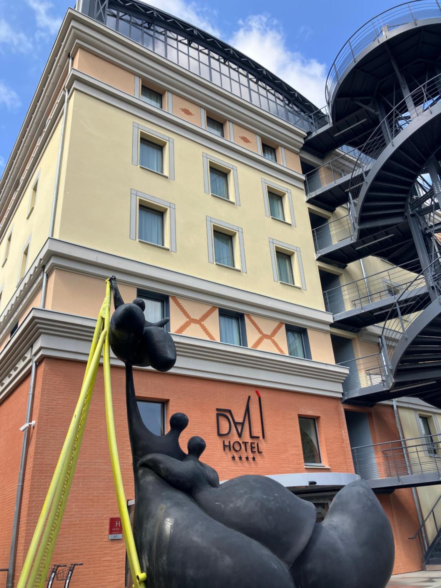 Dali Hotel Montauban Eksteriør billede